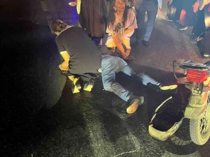 Kontrolden Çıkan Motosiklet Devrilip Sürüklendi: 1 Yaralı