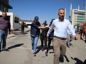Vahşi Cinayetin Zanlıları Adliyeye Çıkarıldı