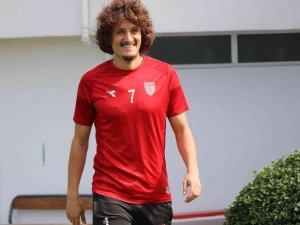 Osman Çelik: “İ̇lk İki Sıranın İçerisine Girmek İstiyoruz”