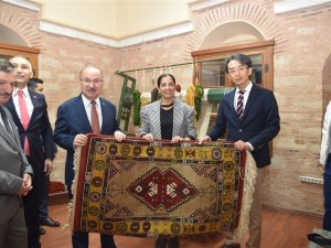 Vali Karadeniz, Manisa İ̇lmek Kadın Kooperatifi Açılışına Katıldı