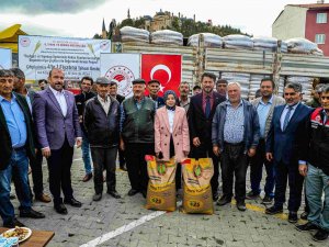Yüzde 75 Hibe Destekli 103 Ton Arpa Tohumu Üreticiye Teslim Edildi