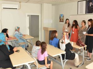 Kurs Merkezlerinde Veliler Bilgilendiriliyor