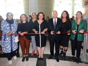 Yeni̇mek’in Çini Ve Tezhip Sergisi Açıldı