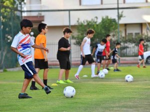 Konyaaltı Belediyesi’nin Güz Dönemi Spor Kurslarının Kayıtları Başladı.