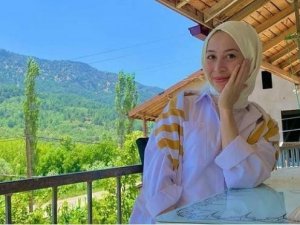 Otomobilin Çarptığı Öğretmen, 5 Günlük Yaşam Savaşını Kaybetti