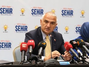Bakan Ersoy: “Türkiye’ye Fazla Turist Geleceği Gibi Beklentileri Gerçekçi Bulmuyorum”