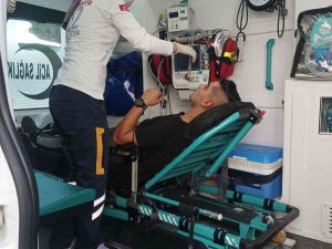 1 Yılda 7 Defa Üst Geçitten Atlamak İstedi