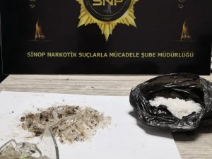 Sinop’ta Motosiklet Sürücüsünde Metamfetamin Ele Geçti