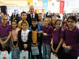 Büyükşehir Belediyesi 5. Kitap Fuarı Kapılarını Açıyor