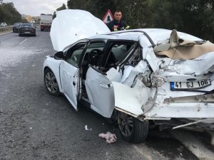Tırla Otomobil Çarpıştı: 2 Yaralı
