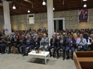 "Sağlıklı İ̇letişim Sağlam Gelecek Çalıştayı" Tamamladı