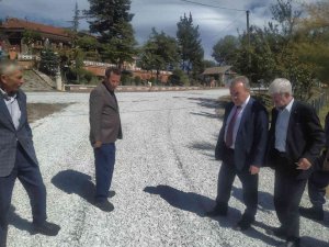 Düzdağ-dombayçayırı Köyleri Arasına Sathi Kaplama Yapıldı