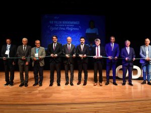 Anadolu Üniversitesi Dijital Ders Platformu Açıldı