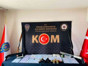 İ̇zmir Polisinden Tefecilere Darbe