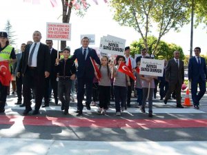 Malatya’da Yaya Geçitleri Kırmızıya Boyandı