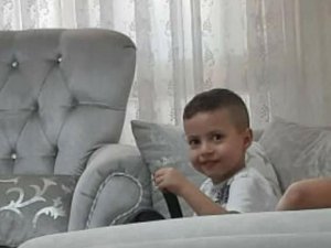 Okuldan Dönen Çocuk, Aracın Altında Kalarak Hayatını Kaybetti