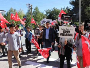 Ahlat’ta ‘Yayalara Öncelik Duruşu, Hayata Saygı Duruşu’ Etkinliği
