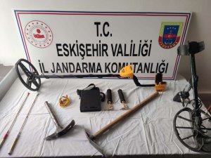 Kaçak Kazı Yapan 5 Şahıs Suçüstü Yakalandı