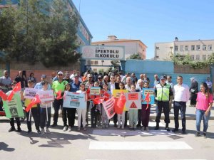 Kızıltepe’de “Yayalara Öncelik Duruşu, Hayata Saygı Duruşu” Etkinliği