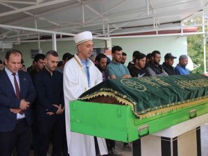 Aracın Çarptığı 4 Yaşındaki Çocuk Son Yolculuğuna Uğurlandı