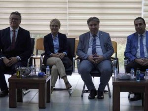 Yalova Üniversitesi Spor Bilimleri Fakültesi’ne Bu Yıl 12 Milli Sporcu Kayıt Yaptırdı
