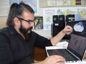 Van Gölü İle İ̇ran Sınırı Arasındaki Bölgede Çok Yüksek Kırılma Alanları Keşfedildi