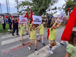 Yayalara Öncelik Duruşu, Hayata Saygı Duruşu