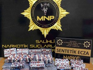 Manisa’da Bin 958 Sentetik Ecza Hap Ele Geçirildi