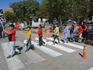Palu’da Yayalara Öncelik, Hayata Saygı Duruşu Etkinliği