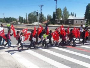 Özalp’ta ‘Yayalara Öncelik, Hayata Saygı Duruşu’ Etkinliği Düzenlendi