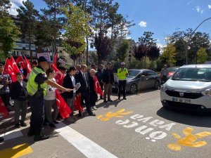 Bayburt’ta “Yayalara Öncelik Duruşu, Hayata Saygı Duruşu" Etkinliği
