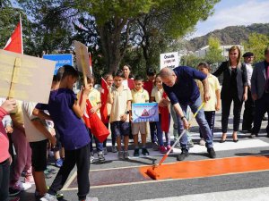 Ortaca’da ‘Yayalara Saygı’ Etkinliği