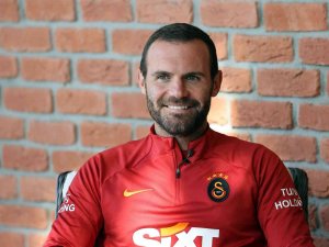 Juan Mata: "Galatasaray’a Şampiyon Olmak, Unvanlar Kazanmak Ve Oynamak İçin Geldim"