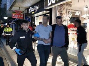 Önce Ağlayıp Sonra “Uyuşturucuyla Alakam Yok” Diyen Şahıs Tutuklandı