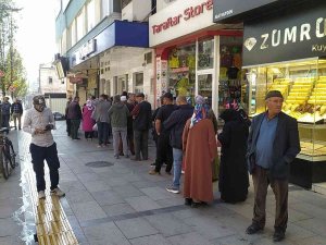 Promosyonda Son Gün Kuyruğu