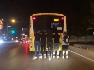 Sultanbeyli’de Trafikte Tehlikeli Oyun