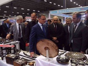 Tuşba Belediyesi’nin Standı Büyük İlgi Görüyor