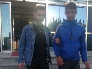 Silahlı Yağma Ve Hırsızlık Suçlarından Aranan İki Kişi Keşan’da Yakalandı
