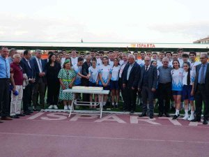 Ispartalı Futbol Hakemleri Sezonu Açtı