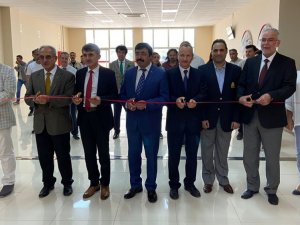 Dpü Gsf’nin Düzenlediği “22’den 22’ye” İsimli Sergi İ̇zmir’de Açıldı