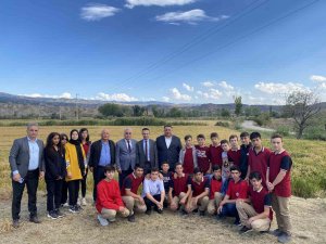 Milletvekili Kaya; "Bilinçli Çiftçilik Modelini Kazandırmayı Hedefliyoruz"