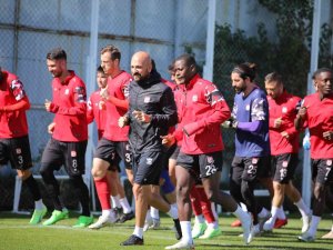 Sivasspor 3 Puan Parolasıyla Hazırlanıyor