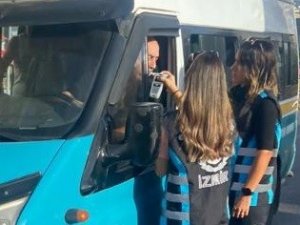 İ̇zmir’de Yolcu Minibüslerine Şok Denetleme