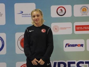 Düzce Üniversitesi Öğrencisi Emine Çakmak Dünya Şampiyonu Oldu