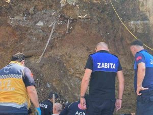 Temeli Kazılan İnşaatta Çökme:1 Yaralı