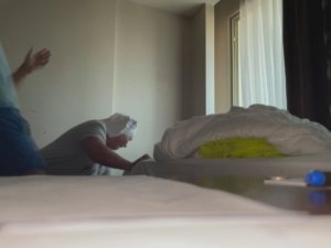 Babasını Çekiçle Öldüren Rus Gencin Annesine Saldırdığı Anların Da Görüntüsü De Ortaya Çıktı