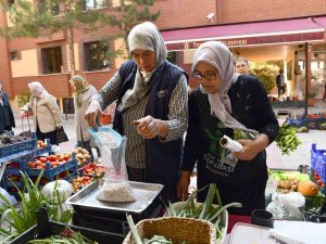 Tepebaşı’nın Desteği İle Emeklerine Sahip Çıkıyorlar