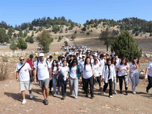 Gençler Toroslar’da Buluştu