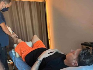 Mesut Özil Ameliyat Olacağını Açıkladı