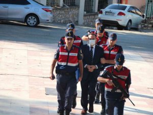 Görevden Alınan Chp’li Semih Şahin’in 12 Yıla Kadar Hapis Talebiyle Yargılandığı Davanın İlk Duruşması Görüldü